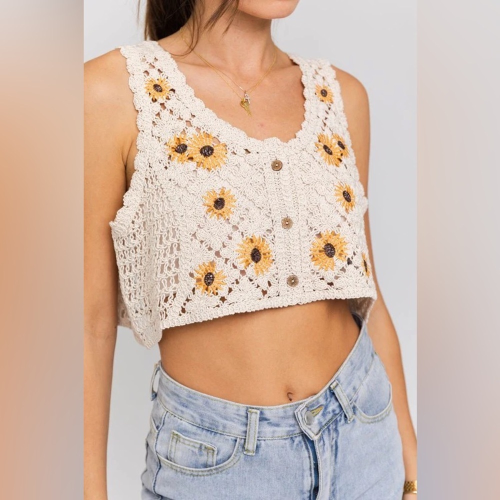 Sunflower Crochet Knit Vest Retro Boho Festival Crop Top Size Small - Picture 10 of 12